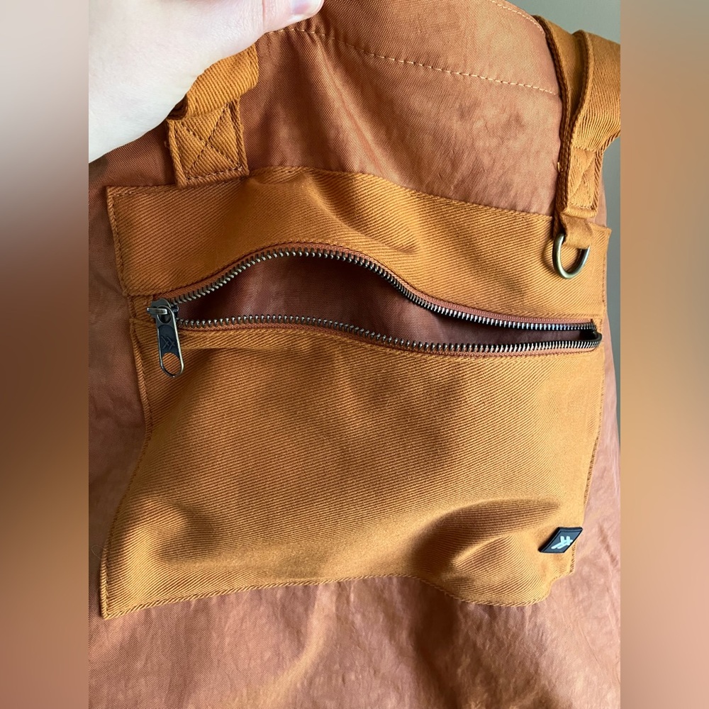 Thread utility tote bag in honey - Picture 6 of 11